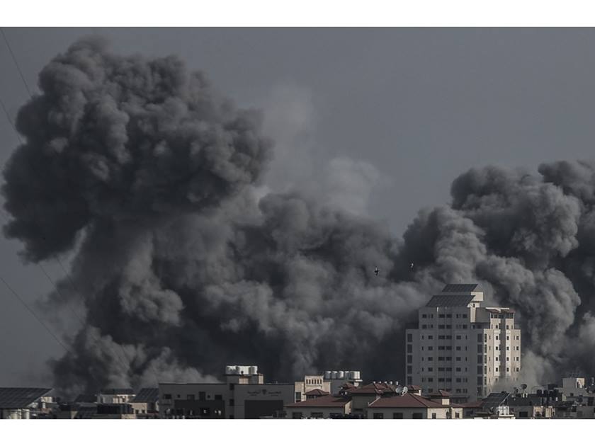 استشهاد 379 فلسطينياً في يوم .. وعدوان غير مسبوق على غزة والضفة