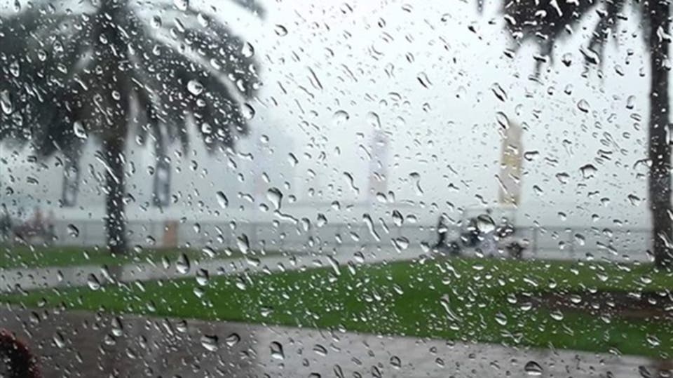 توقعات الطقس غداً .. أمطار رعدية وسيول في هذه الأماكن