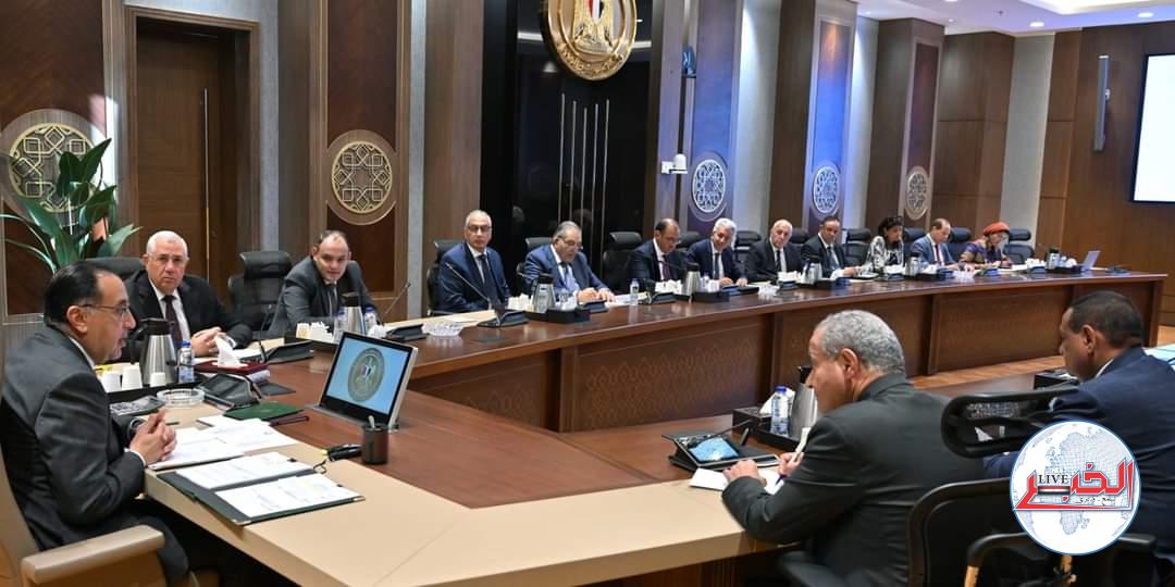 الحكومة : حرب غزة أثرت سلبا على الاقتصاد المصرى والأسعار والسياحة والبترول 