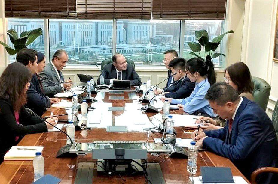 وزير التجارة يبحث مع وفد بنك الاستيراد والتصدير الصينى تعزيز التعاون الإقتصادى 