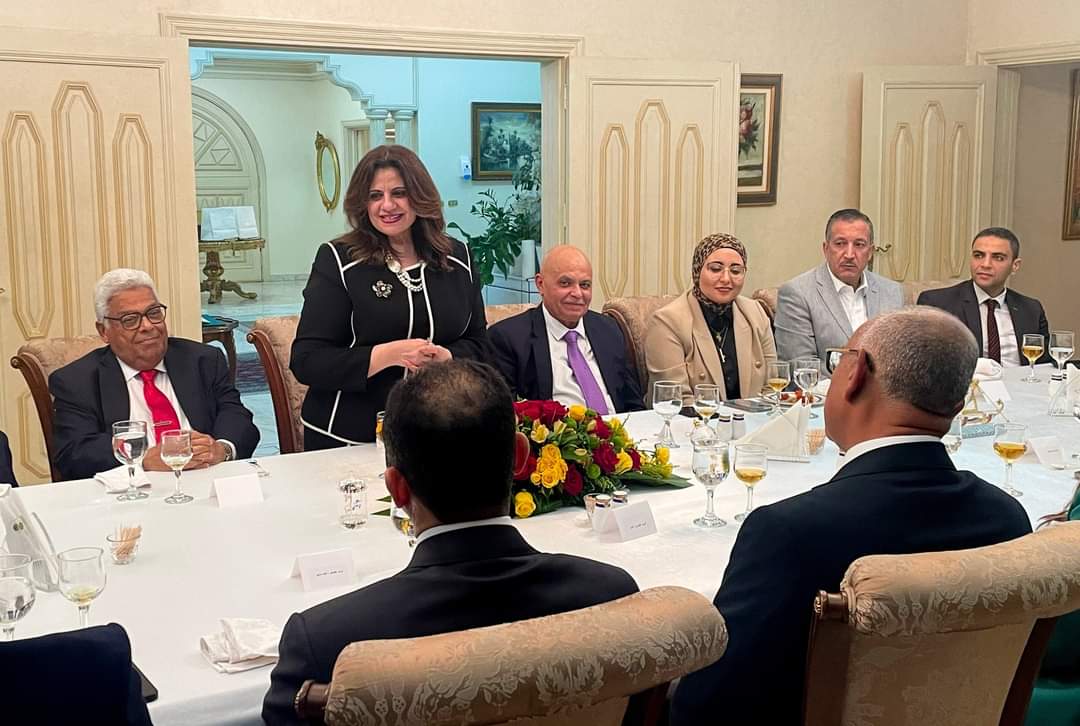 الهجرة: مصر تجتذب استثمارات عالمية وحققنا طفرة تنموية فى وقت قياسى وظروف صعبة