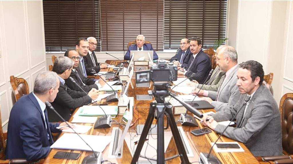 القصير .. للمزارعين : الـ 1600 جنيه سعر أردب القمح .. استرشادى فقط