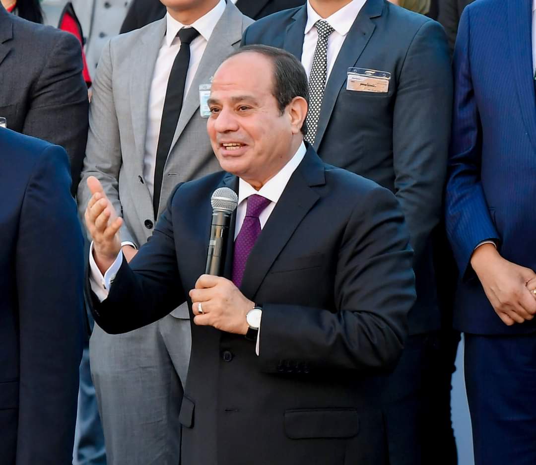 الرئيس : وحدة المصريين واصطفاهم..الضامن لبقاء مصر بعد الله سبحانه وتعالى