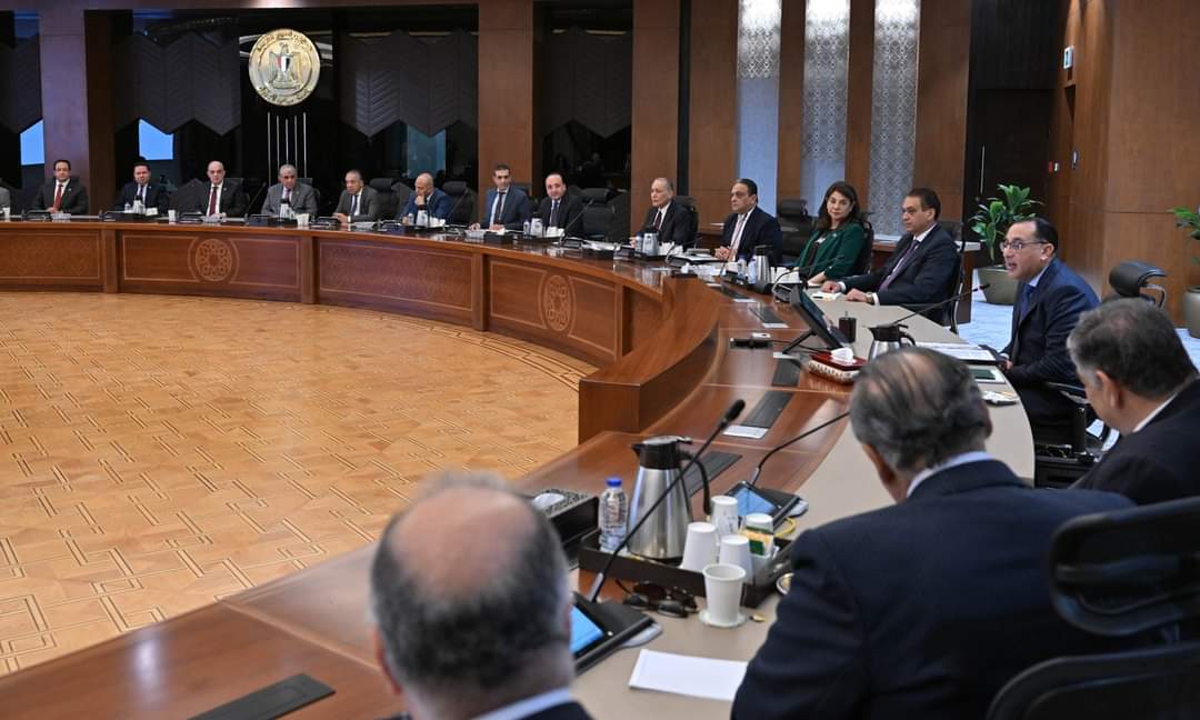 مدبولى : الحكومة حريصة على الإستماع لرؤساء اللجان النوعية بمجلس النواب