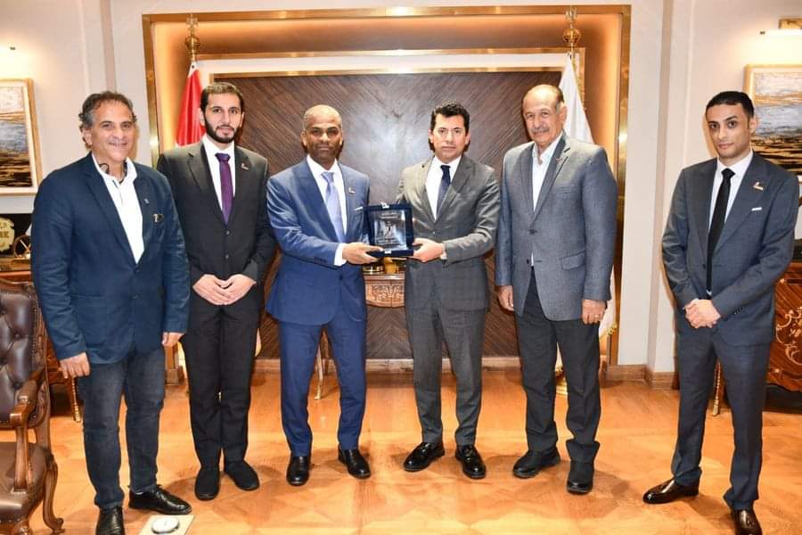 صبحي يبحث مع رئيسى الاتحادين المصرى والإماراتى لـكرة اليد استعدادات إقامة السوبر المصرى..بأبوظبى 