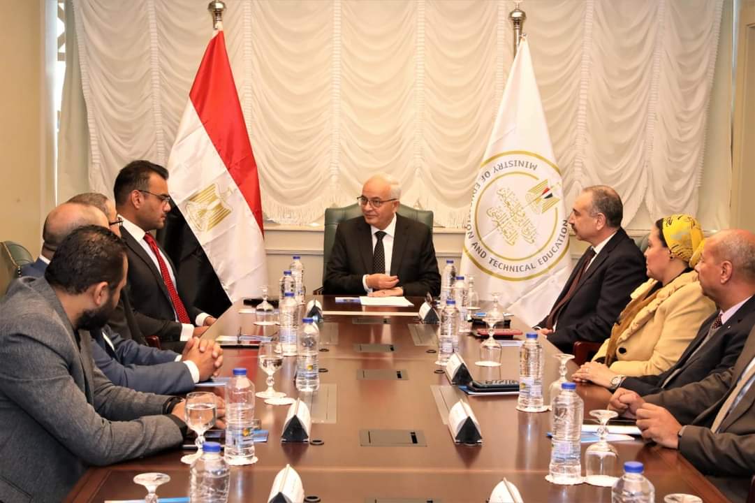 وجبات صحية متكاملة العناصر الغذائية لطلاب المدارس الحكومية