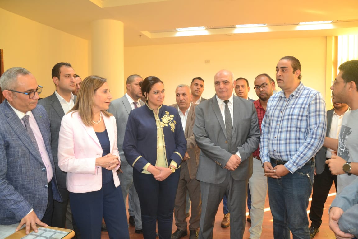 وزيرة الثقافة ونائب محافظ البحيرة تتفقدان مركز الابداع الفنى ودار الأوبرا المصرية وقصر ثقافة دمنهور 