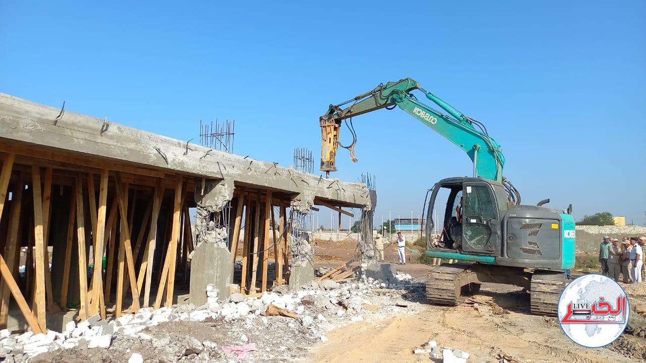 حملات مكثفة لإزالة التعديات على الأراضي الزراعية وأملاك الدولة..بالبحيرة 