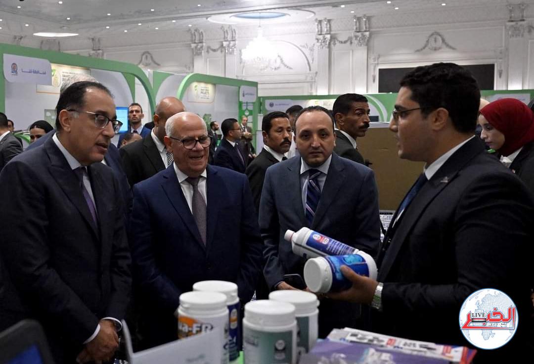 رئيس الوزراء يشيد بجناح بورسعيد المشارك فى المبادرة الوطنية للمشروعات الخضراء الذكية