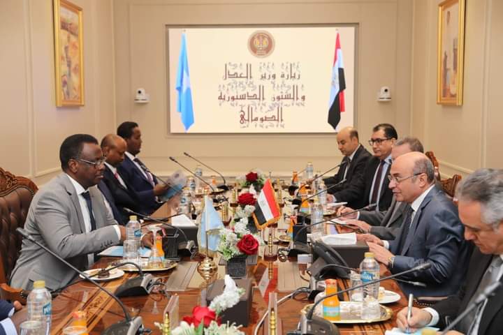 تعزيز التعاون القضائى بين مصر والصومال