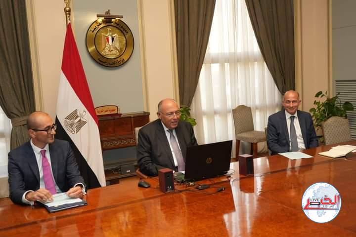 وزير الخارجية يتلقى اتصالاً هاتفياً من مستشارة الأمن القومى للرئيس الكينى