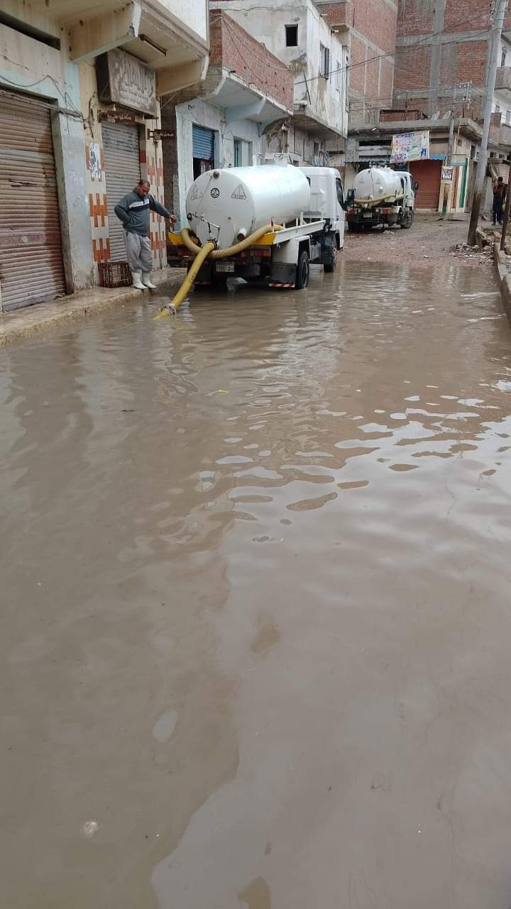 بدو سيناء.. سعداء بهطول الأمطار