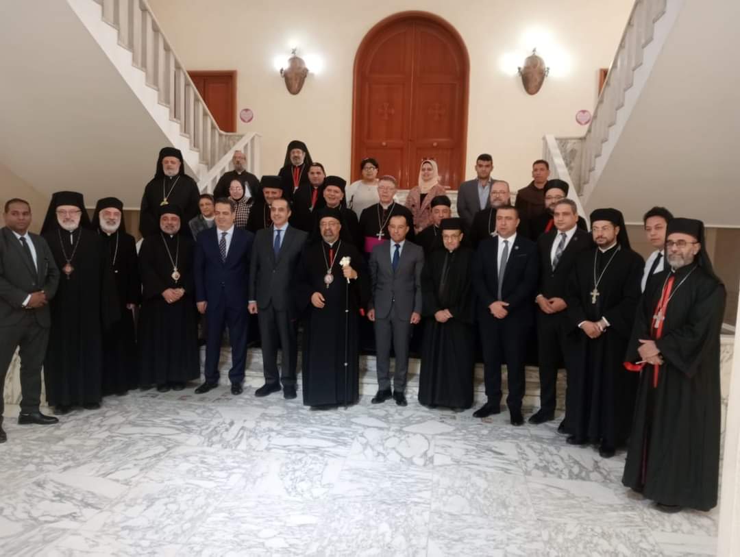 حملة المرشح عبدالفتاح السيسى فى ضيافة مطران الأقباط الكاثوليك بالمنيا