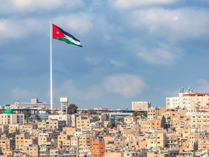 الأردن يستدعي سفيره لدى إسرائيل .. رفضاً للحرب على غزة