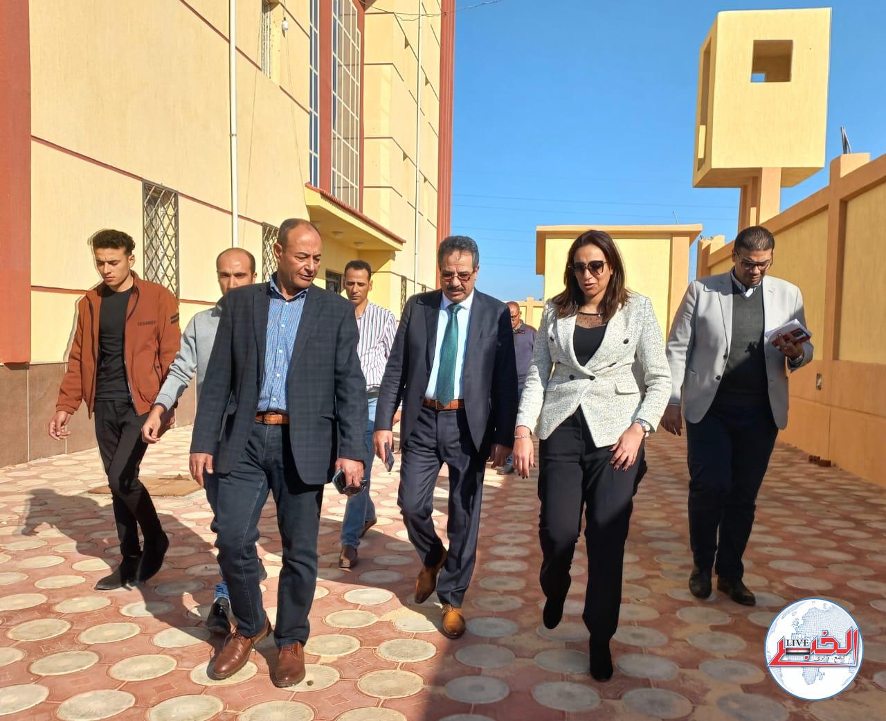 نائب محافظ البحيرة تتفقد وحدة مرور الدلنجات.. صور