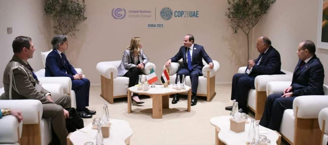الرئيس يلتقى مع رئيسة وزراء إيطاليا على هامش أعمال "الدورة الـ28 لمؤتمر المناخ" فى دبى