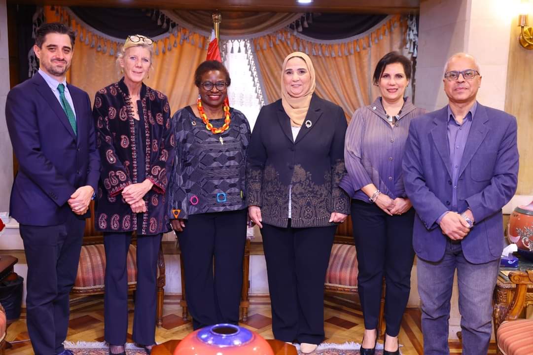 وزيرة التضامن تبحث زيادة الجهود الإغاثية المقدمة للأسر الفلسطينية