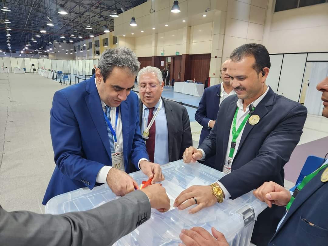 إغلاق صناديق الإقتراع بلجنة الكويت بعد مشاركة كبيرة من الجالية المصرية فى ثانى أيام الإنتخابات الرئاسية - الخبر لايف