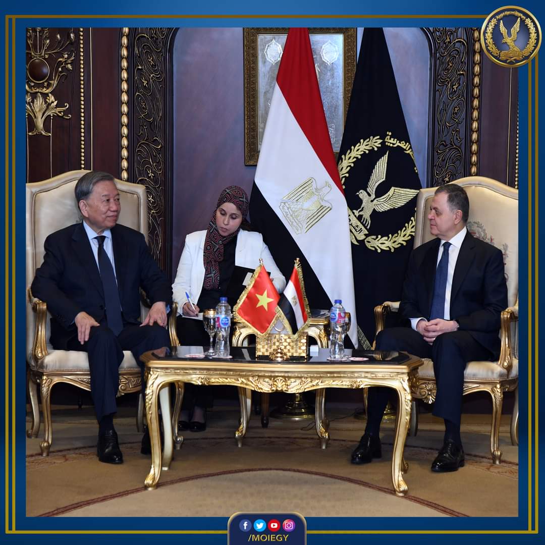 وزير الداخلية يبحث مع وزير الأمن الفيتنامى القضايا الأمنية ذات الإهتمام المُشترك