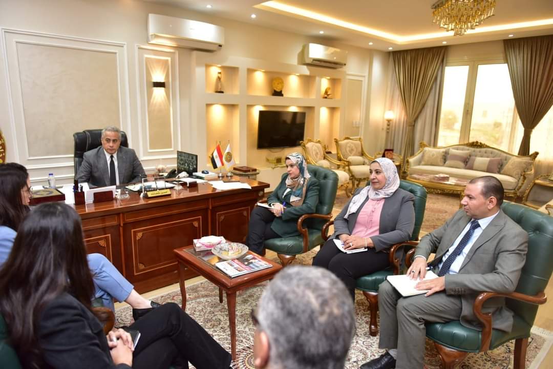 وزير العمل يلتقى وفد مؤسسة فريدريش ايبرت الألمانية بالقاهرة