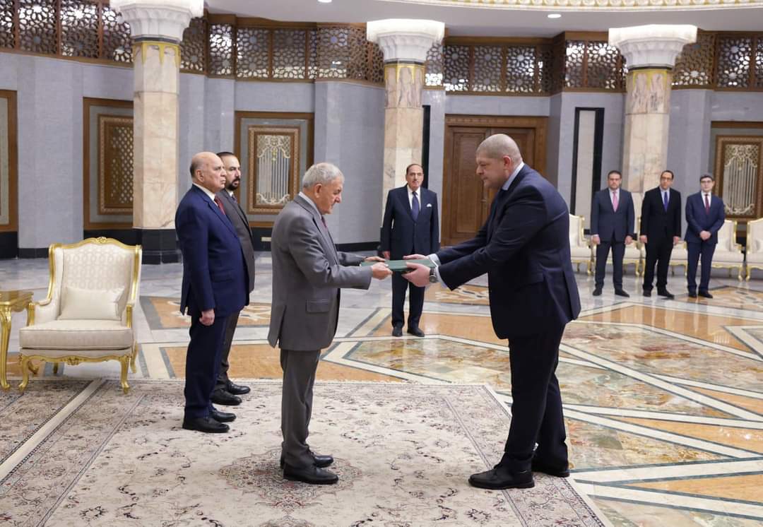 السفير المصرى فى بغداد يقدم أوراق اعتماده إلى رئيس جمهورية العراق