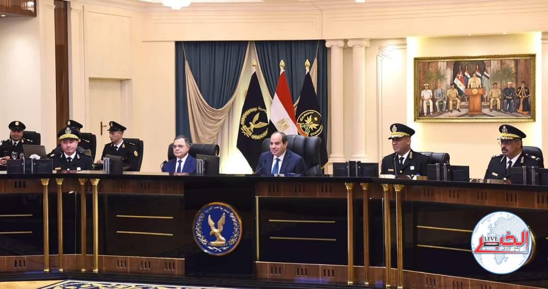 الرئيس يشهد اختبارات كشف الهيئة للطلاب والطالبات المتقدمين للالتحاق بكلية الشرطة