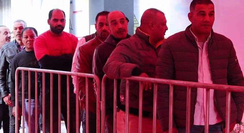 القضاة عاينوا لجان الإنتخابات الرئاسية منذ الصباح الباكر.. والمواطنون تواجدا قبل التاسعة فى صفوف منتظمة
