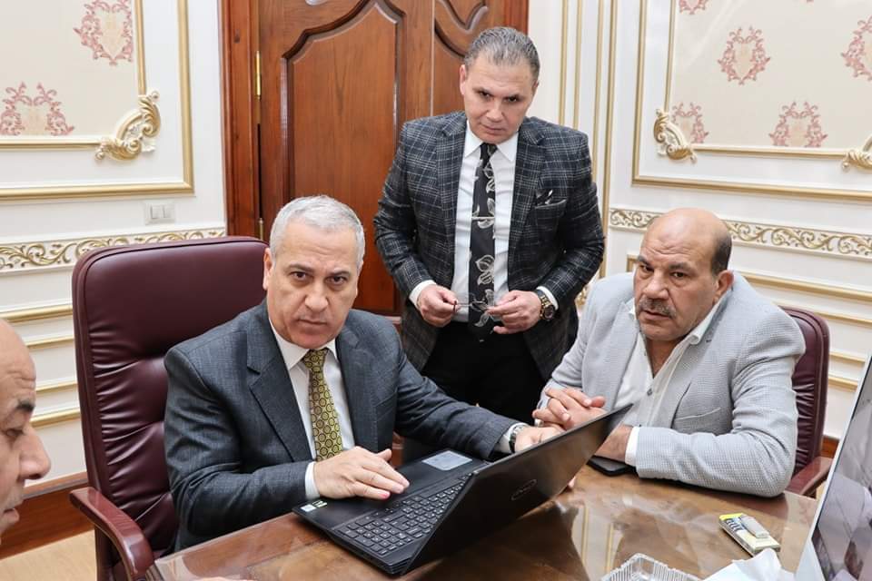 غرفة عمليات "الوطنية للصحافة" تشيد بأداء المؤسسات الصحفية القومية فى تغطية الإنتخابات الرئاسية 