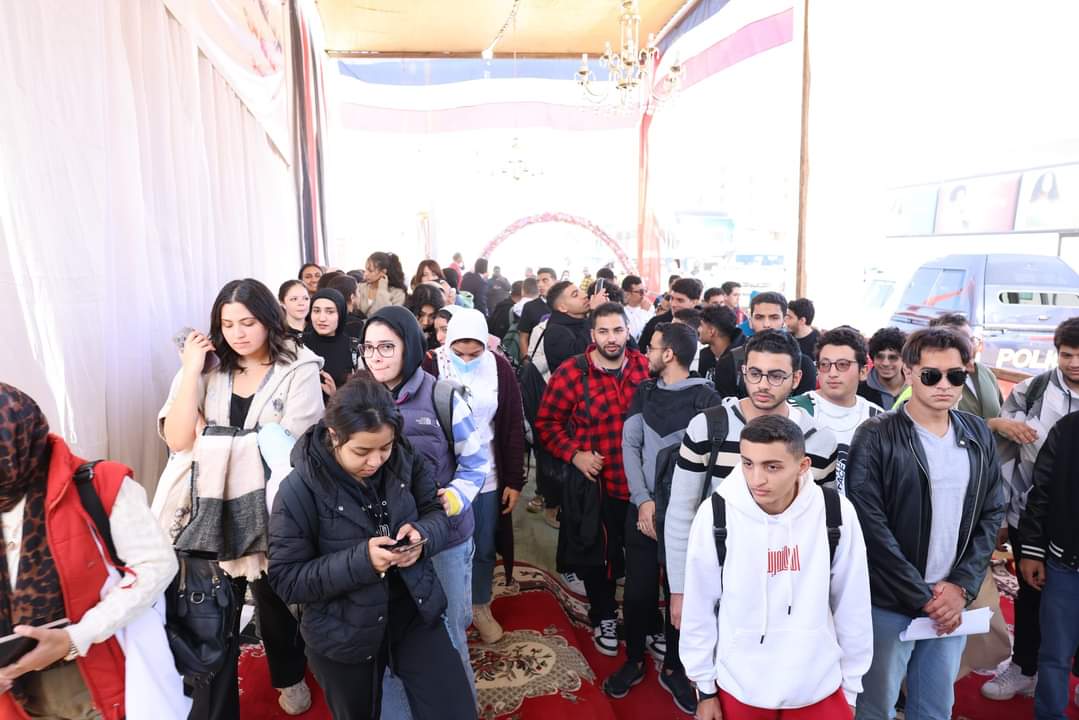 أشرف صبحى : الشباب يشارك بفاعلية فى الإنتخابات الرئاسية