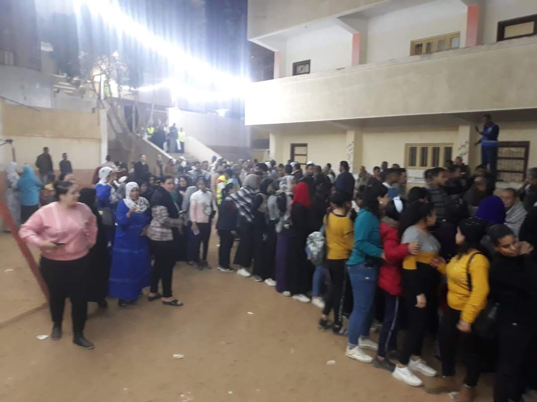 كثافة كبيرة أمام لجان أسيوط