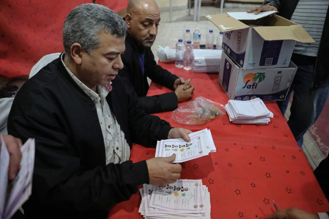 المؤشرات الأولية للانتخابات الرئاسية تقدم المرشح عبدالفتاح السيسى بفارق كبير.. وانتهاء نتائج الفرز اليوم