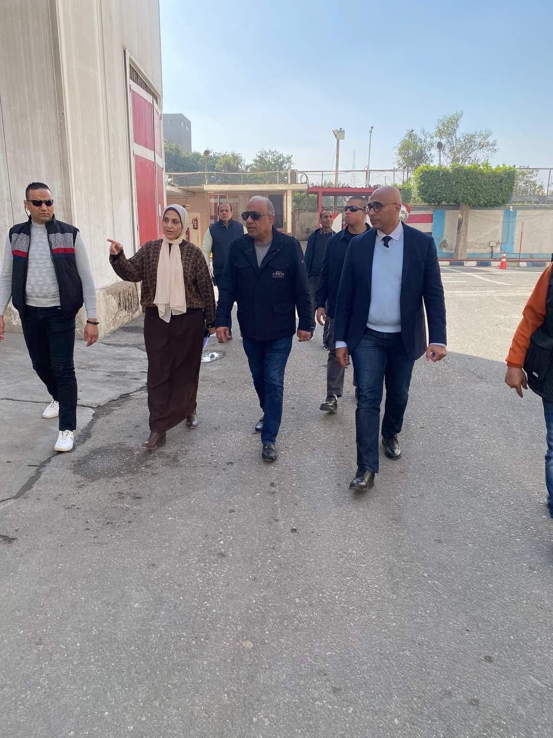 وزير قطاع الأعمال يفاجئ مصانع الشركة العربية للأدوية