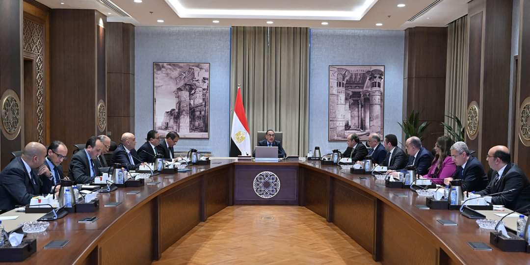 تحديات ومشكلات الصناعة فى لقاء مدبولى والقصبى والسلاب ومرعى