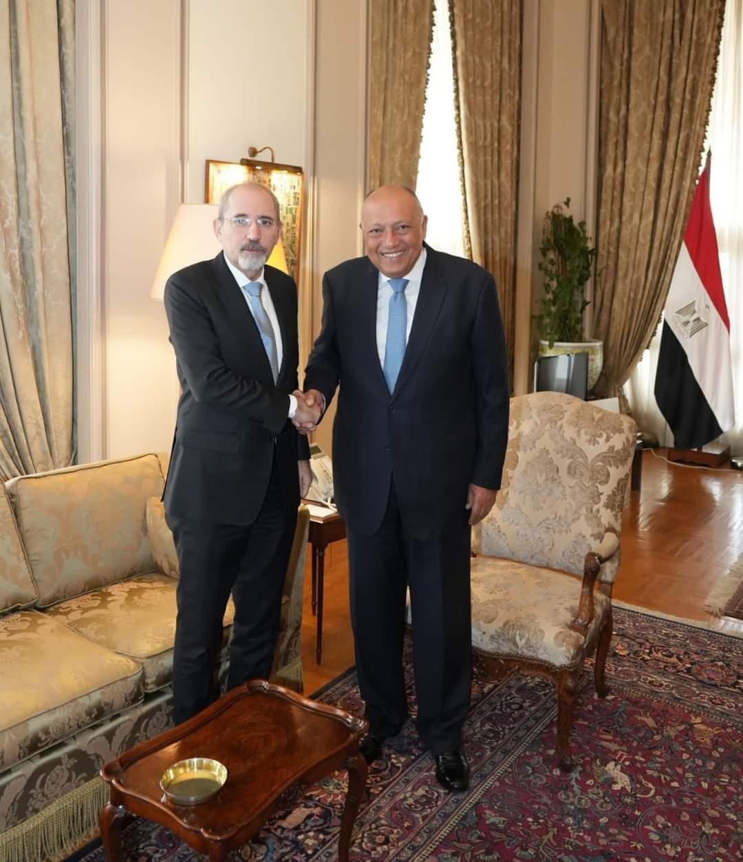 شكرى بحث مع وزير خارجية الأردن أمن الملاحة في البحر الأحمر