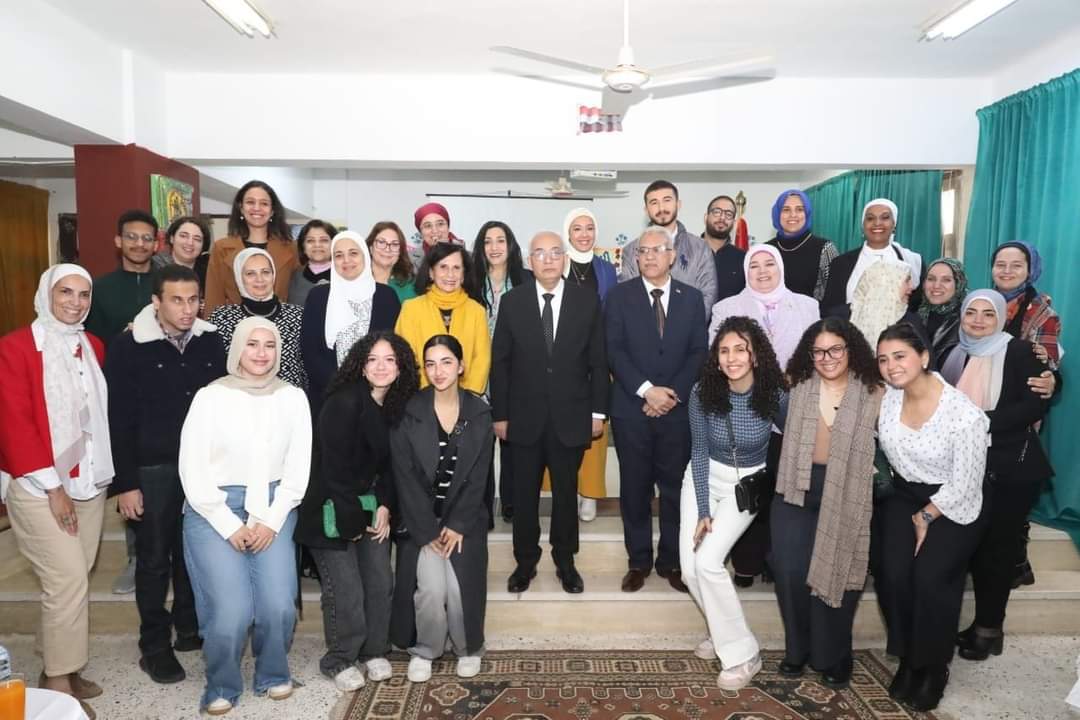 وزير التعليم يشهد احتفالية"مشروع الشراكة بين المدارس والجامعات"بالتعاون مع الجامعة الأمريكية