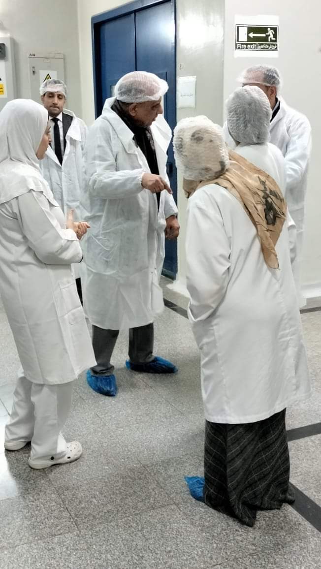 وزير قطاع الأعمال يتفقد مصانع شركة النيل للأدوية ويتابع خطة التطوير
