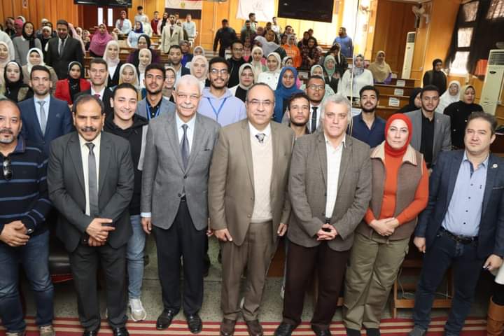 الفائزون بالمراكز الأولى فى مسابقة الطالب المثالي..بجامعة المنوفية