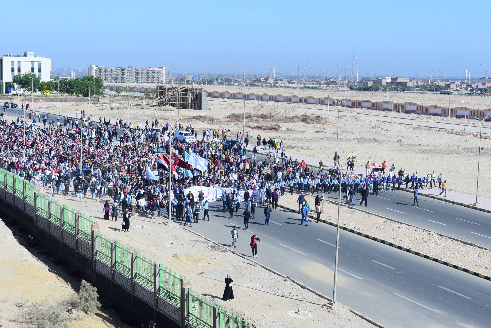 تظاهرة طلاب جامعة سوهاج فى حب الوطن