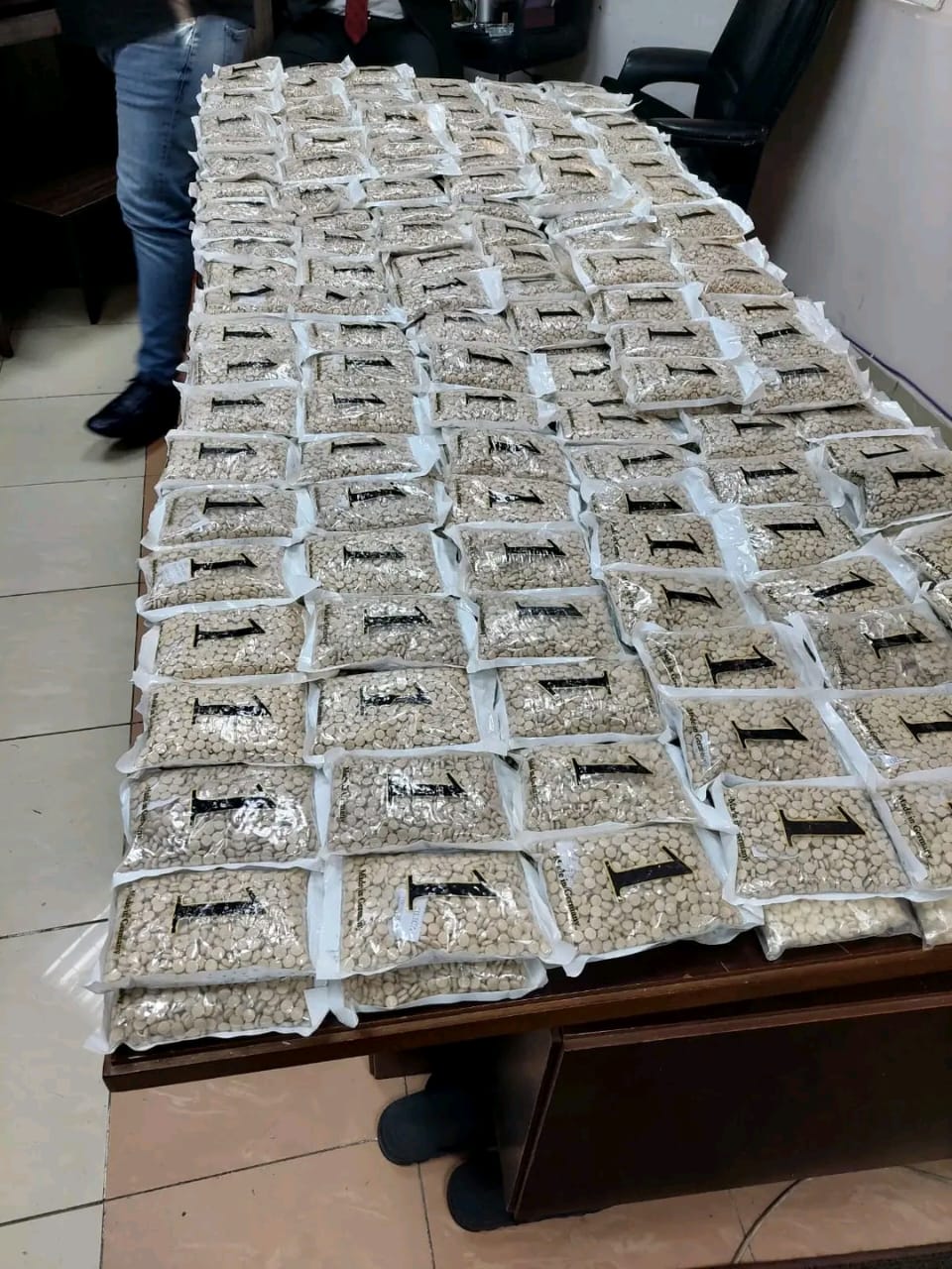 جمارك سفاجا تحبط تهريب مواد مخدرة بقيمة 100 مليون جنيه