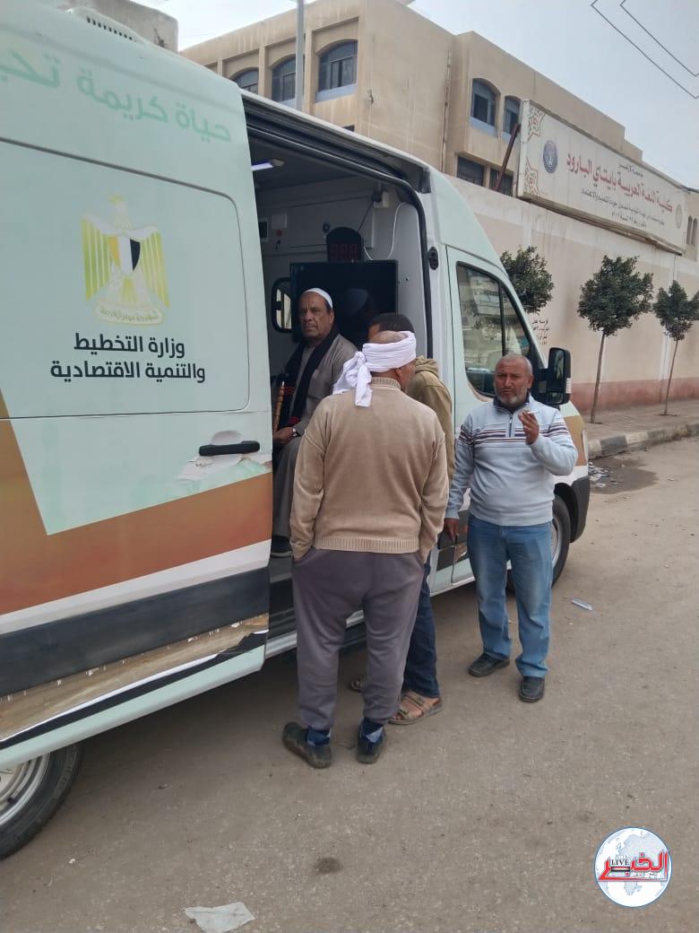 استمرار تشغيل سيارات الخدمات التكنولوجية المتنقلة بإيتاى البارود تيسيراً على المواطنين