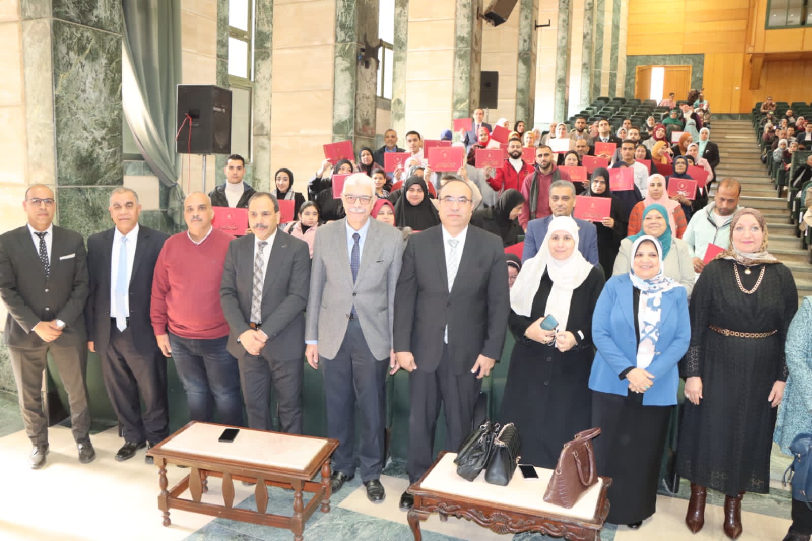 تكريم 303 من العاملين بجامعة المنوفية 