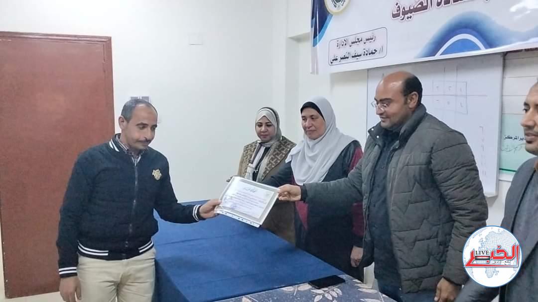 ختام مشروع القوافل التعليمية بإدارة شباب ملوى 
