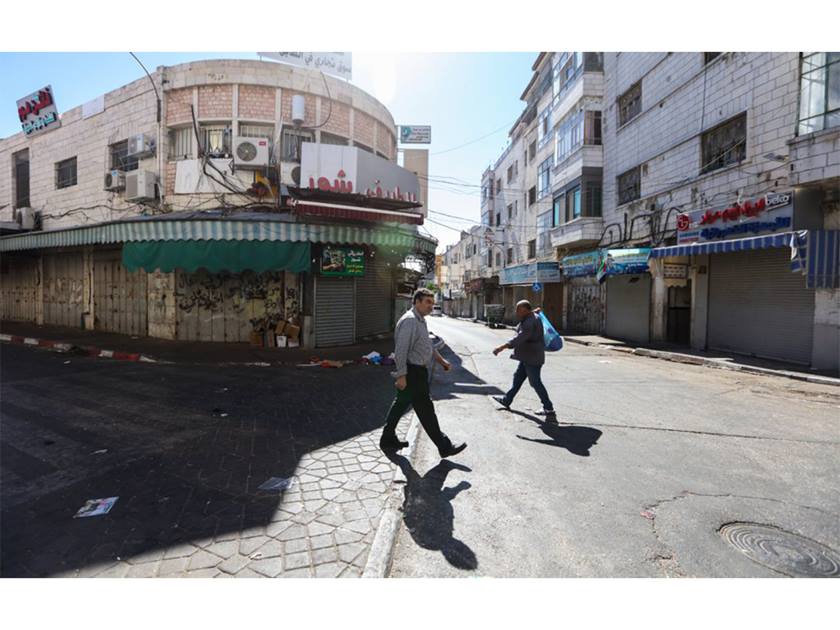 الإضراب الشامل يعم المدن الفلسطينية .. تنديداً بالعـــ...دوان