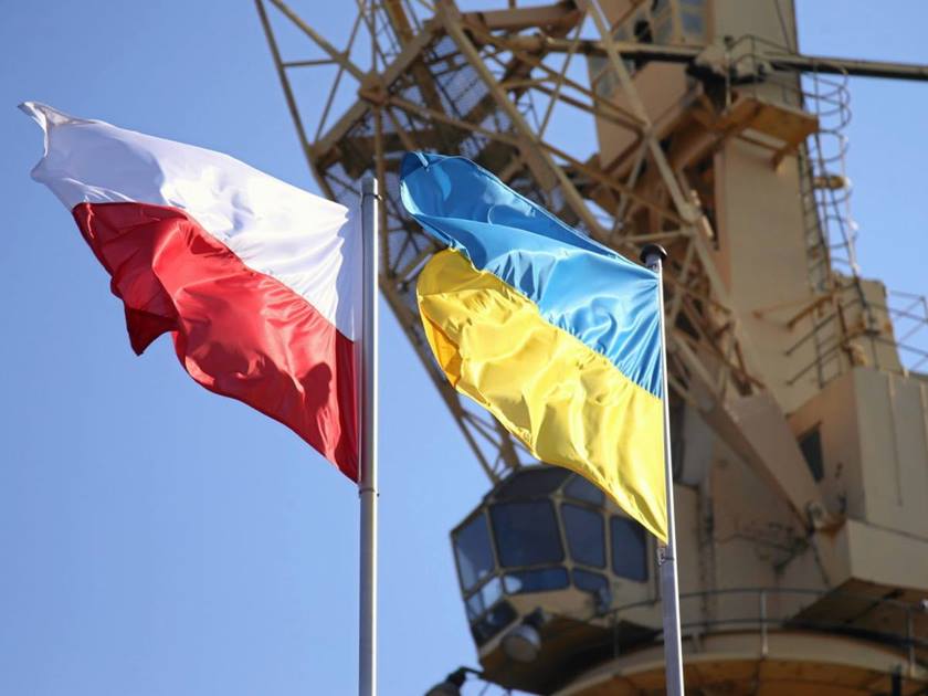 بولندا تجدد دعمها لأوكرانيا .. في حربها مع روسيا