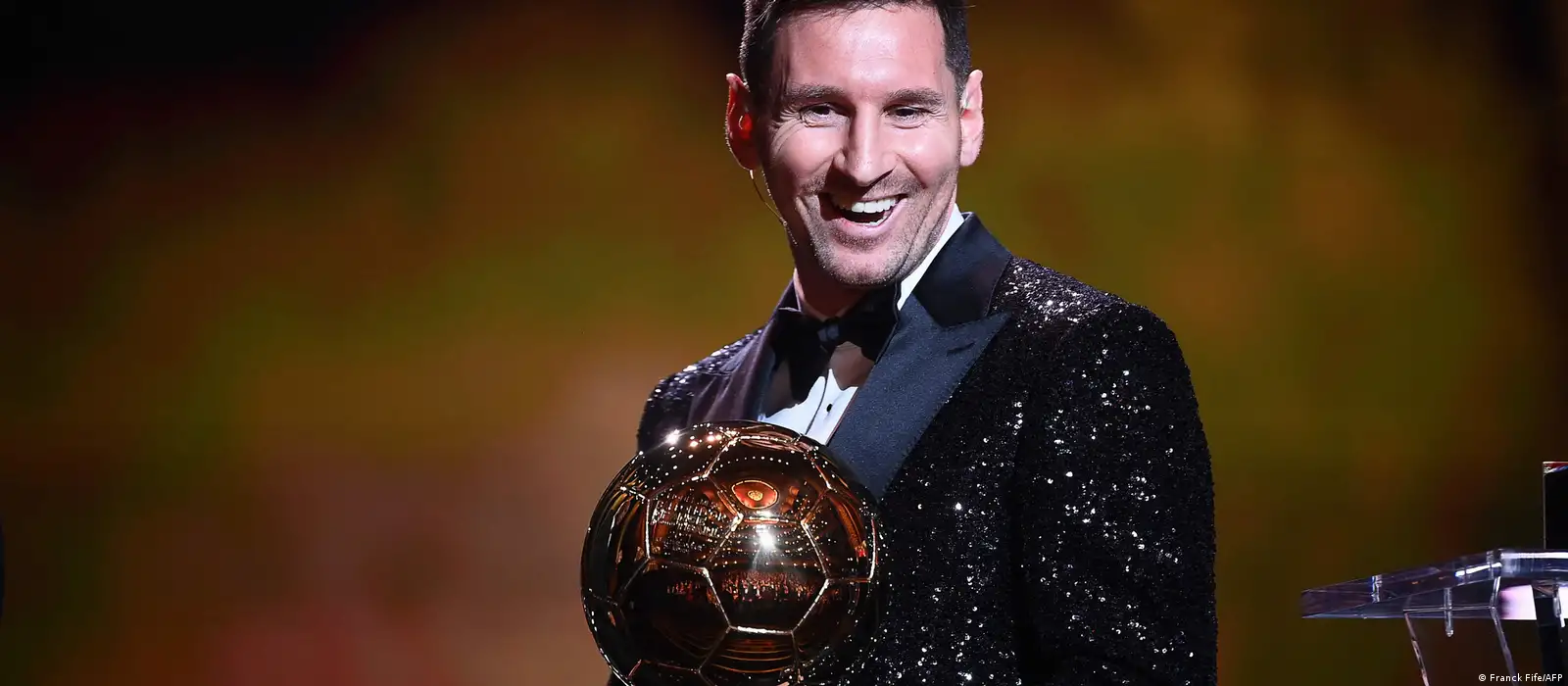 ميسى.. أفضل لاعب فى العالم