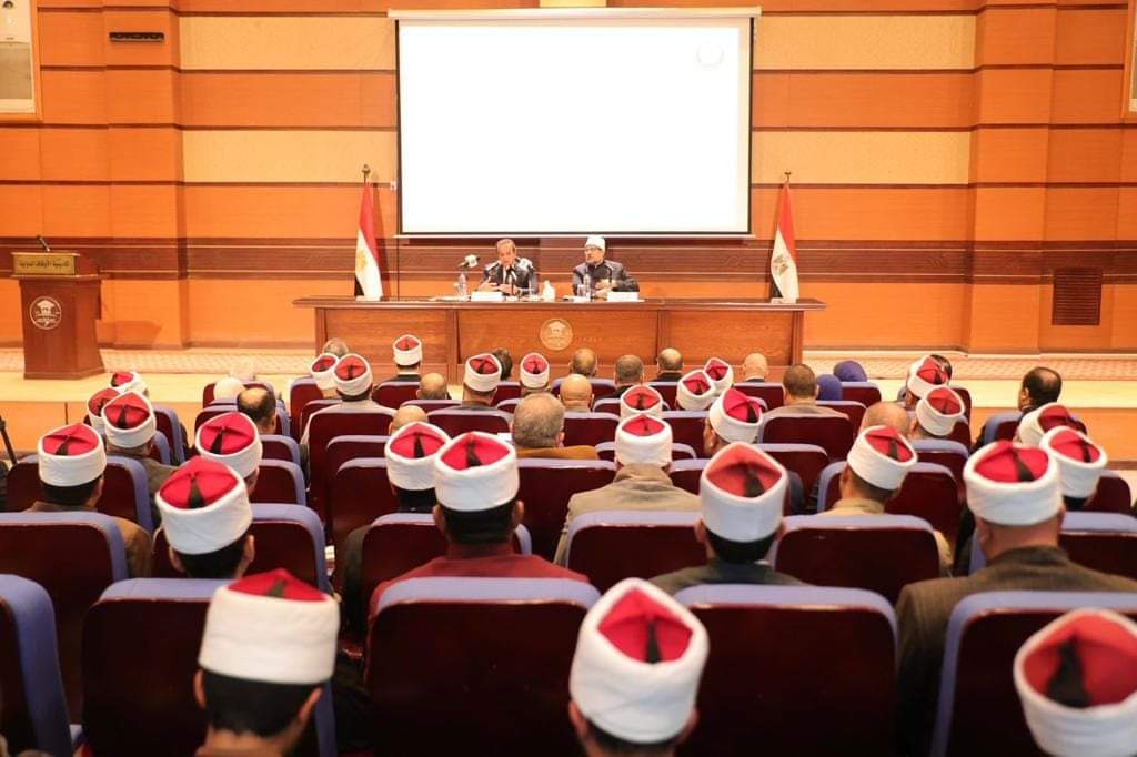 لقاء موسع لوزيرى الصحة والأوقاف مع وكلاء الوزارتين بجميع المحافظات 