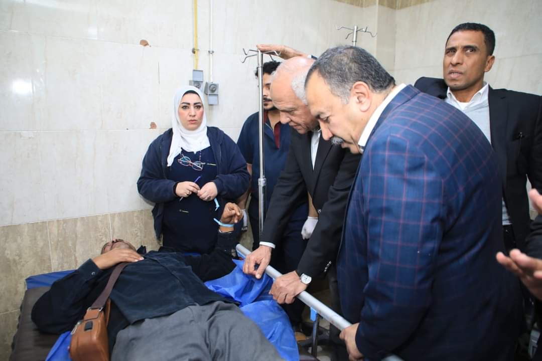محافظ الجيزة يطمئن على مصابى حادث إنزلاق الكمرة الخرسانية بمحور الفريق كمال عامر