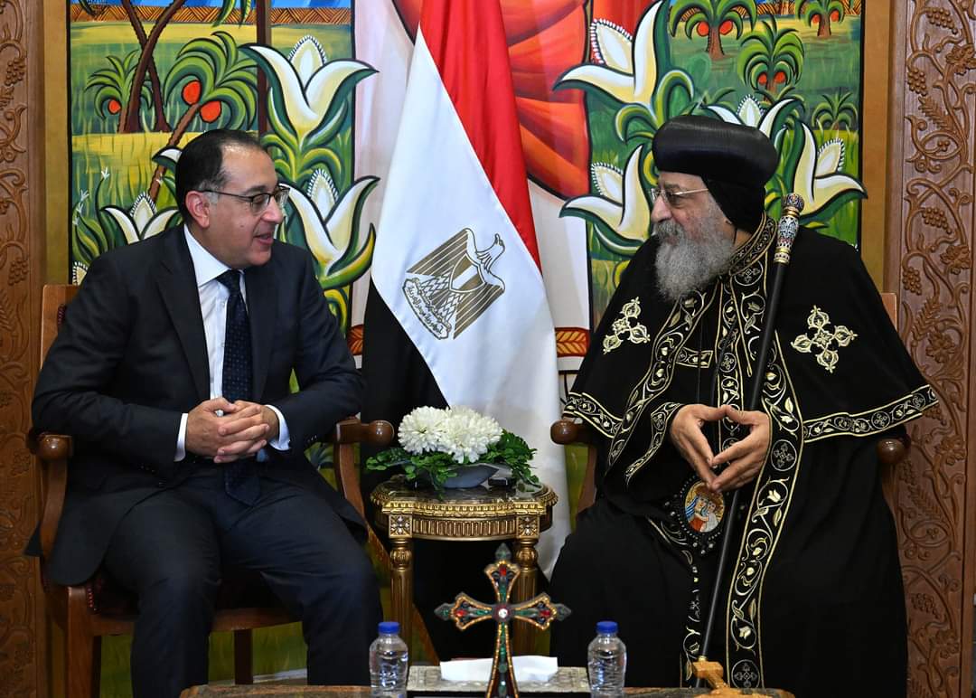 رئيس الوزراء يهنئ البابا تواضروس الثاني بعيد الميلاد المجيد