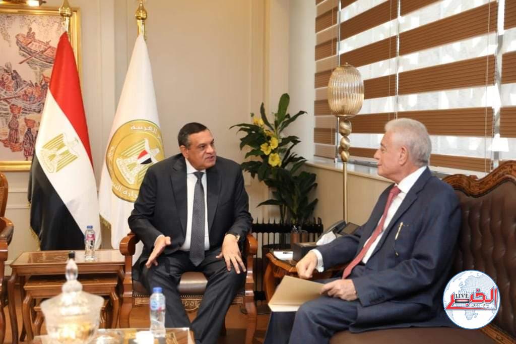 آمنة يتابع مع محافظ جنوب سيناء تنفيذ المشروعات التنموية والخدمية وتلبية احتياجات المواطنين