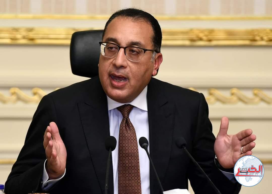 رئيس الوزراء يهنئ الشيخ محمد صباح السالم الصباح بتعيينه رئيساً لمجلس وزراء الكويت